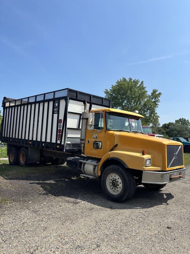 Image of Volvo WG64 equipment image 2