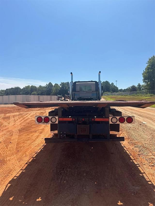 Image of Western Star 4900 equipment image 3