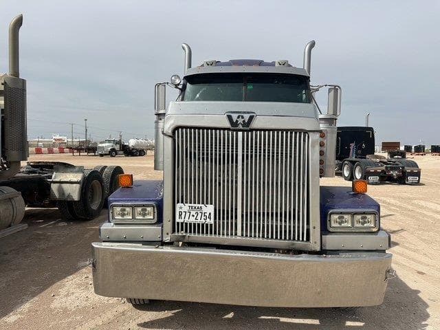 Image of Western Star 4900EX equipment image 1