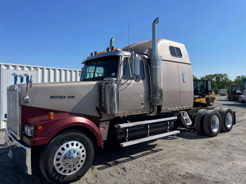 Image of Western Star 4964EX Primary image