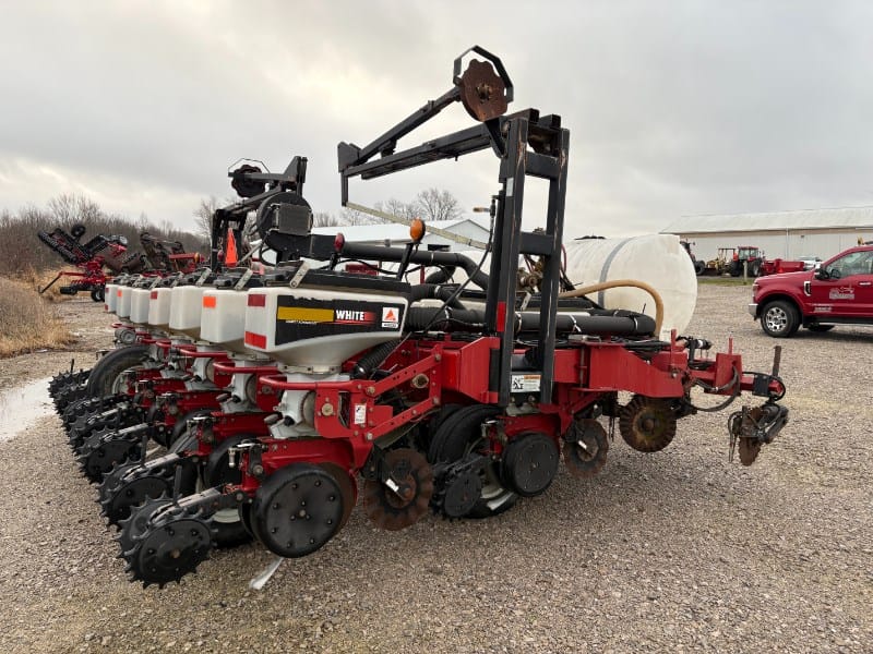 2001 White 8342 Equipment Image0