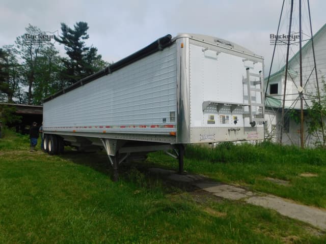 Image of Wilson Pacesetter equipment image 1
