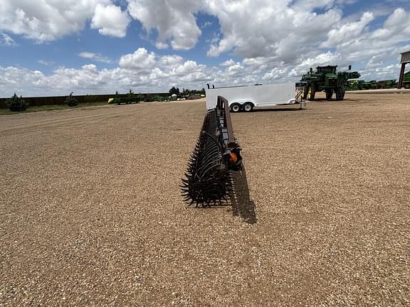 Image of Yetter 3428 equipment image 3