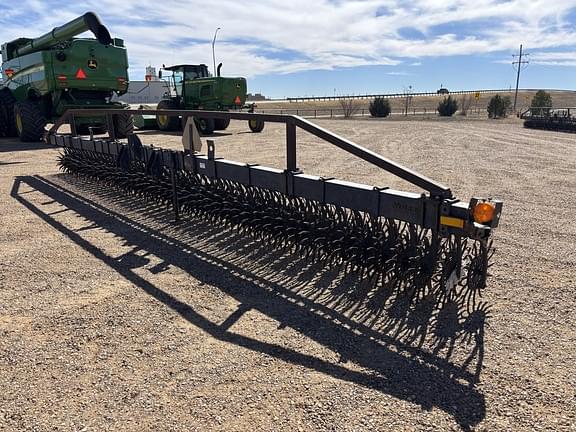 Image of Yetter 3428 equipment image 1