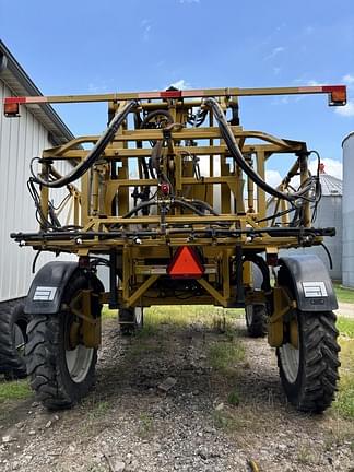 Image of Ag-Chem RoGator 854 equipment image 2