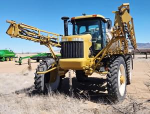 2002 Ag-Chem RoGator 1254 Image