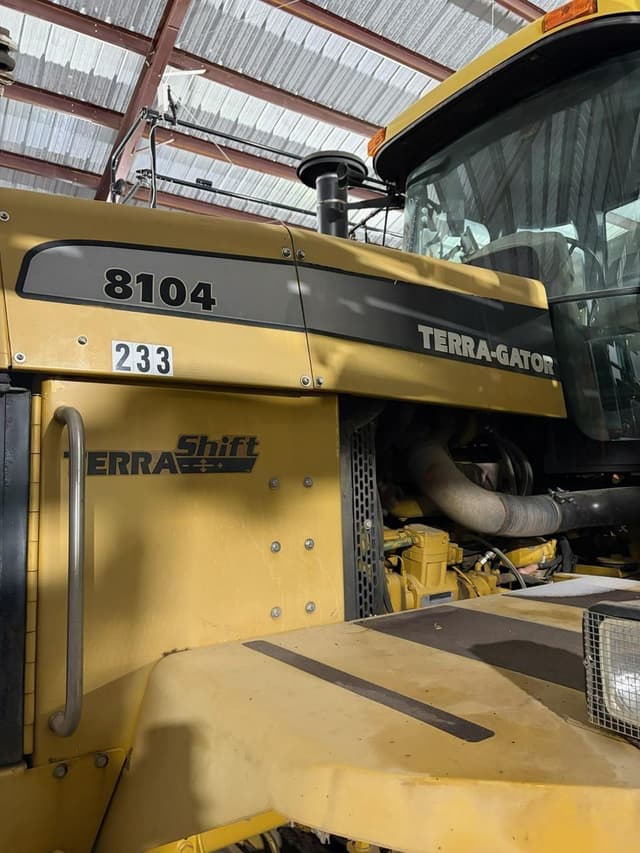 Image of Ag-Chem Terra-Gator 8104 equipment image 3