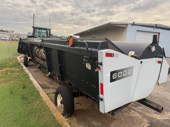 Image of AGCO 6000 equipment image 2
