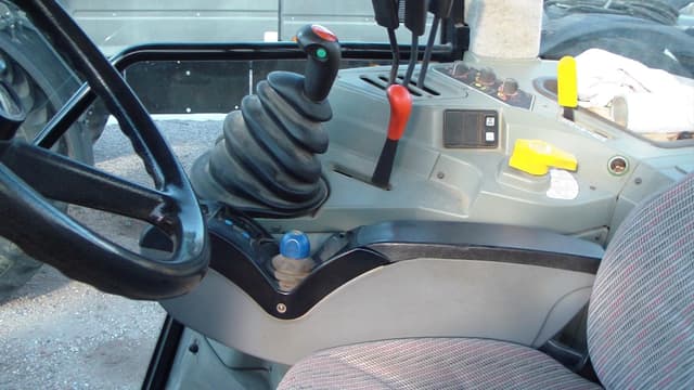 Image of AGCO RT95 equipment image 4