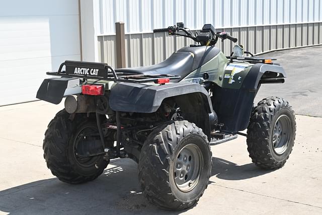 Image of Arctic Cat 500i equipment image 2