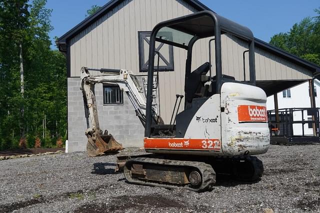 Image of Bobcat 322 equipment image 1