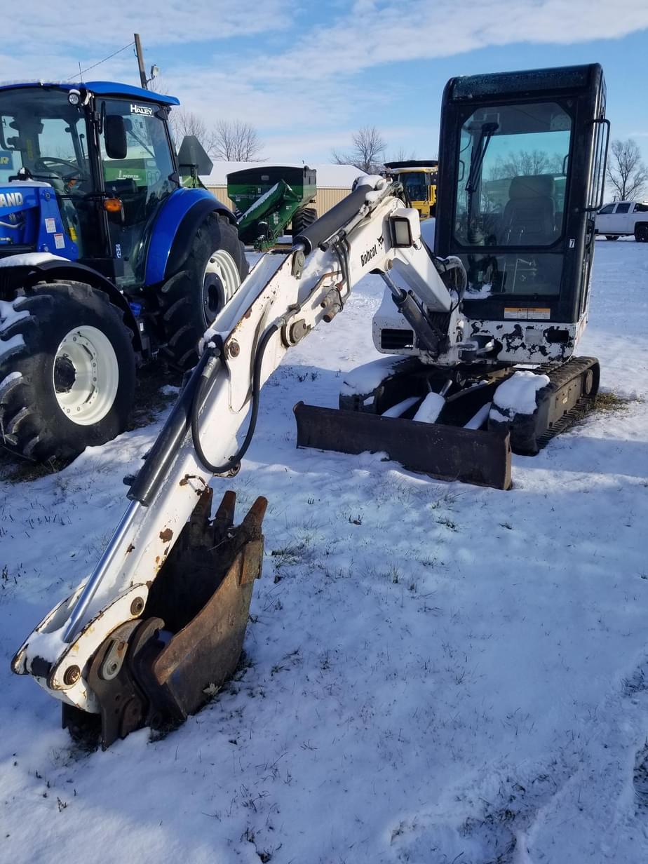 Main image Bobcat 328