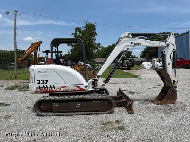 Image of Bobcat 337D equipment image 3