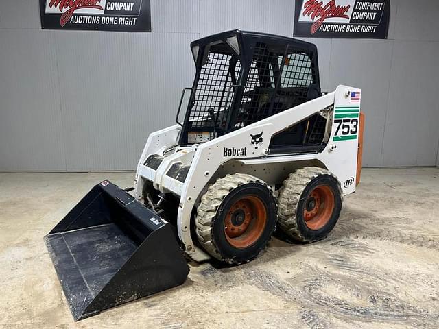 Image of Bobcat 753 equipment image 1