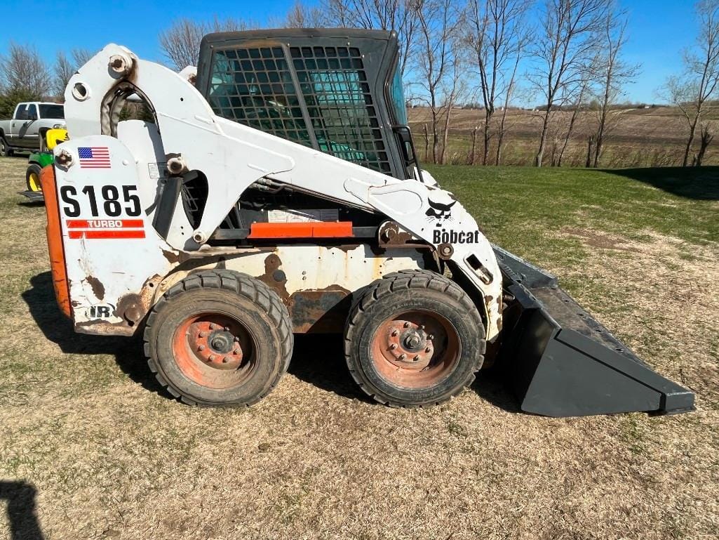 Main image Bobcat S185