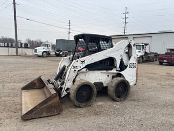 Main image Bobcat S250