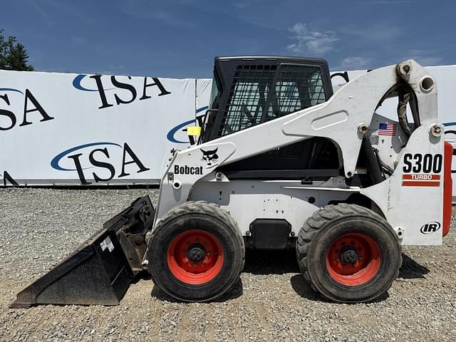 Image of Bobcat S300 equipment image 1