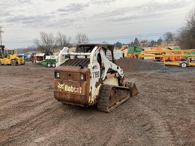 Image of Bobcat T190 equipment image 4