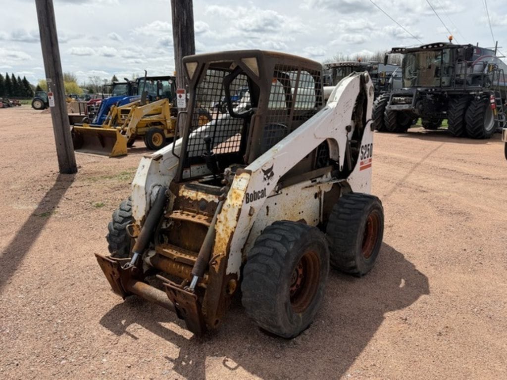 2002 Bobcat S250 Equipment Image0