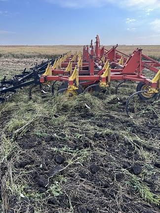 Image of Bourgault 9200 equipment image 3