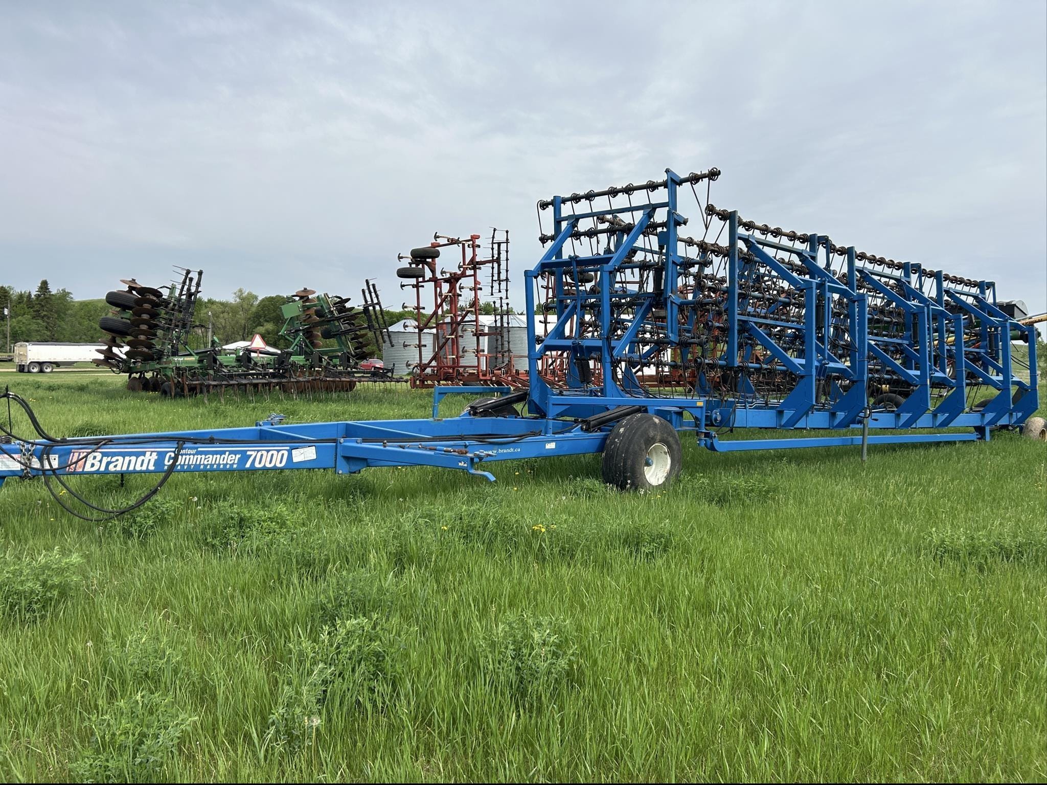 2002 Brandt 7000 Commander Equipment Image0