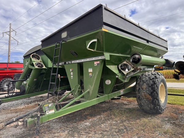 2002 Brent 976 Equipment Image0