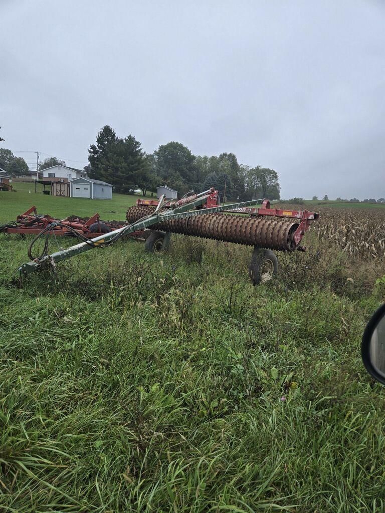 2002 Brillion PT14 Equipment Image0