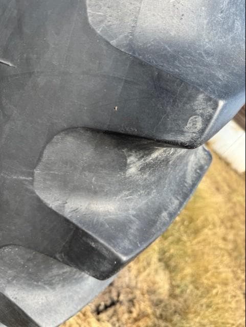 Image of Versatile 2310 equipment image 4