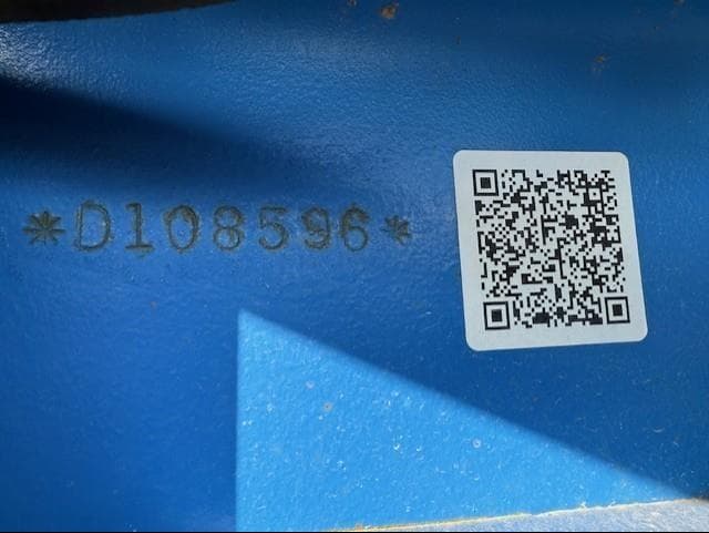 Image of Versatile 2310 equipment image 1