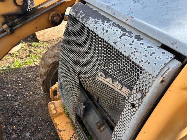 Image of Case 590SM equipment image 2