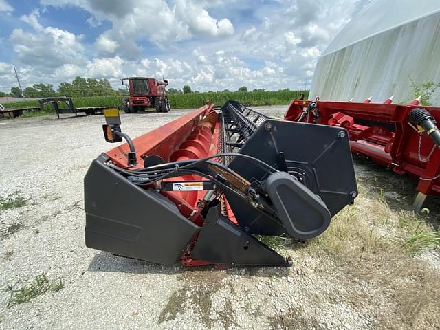Image of Case IH 1020 equipment image 2