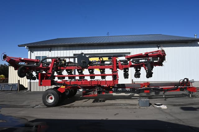 Image of Case IH 1200 equipment image 1
