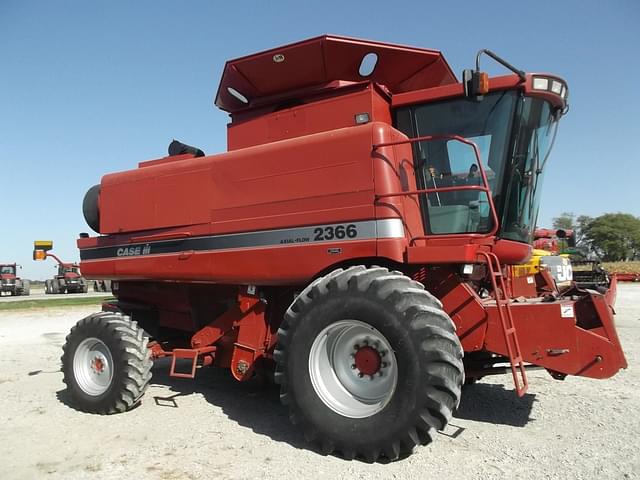 Image of Case IH 2366 equipment image 4