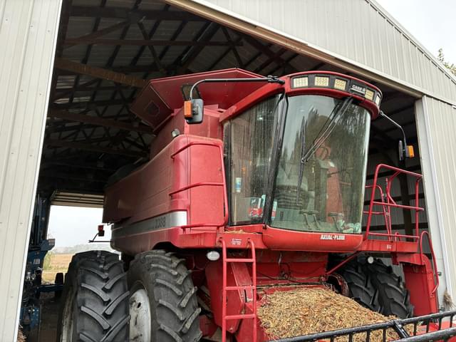 Image of Case IH 2388 equipment image 3