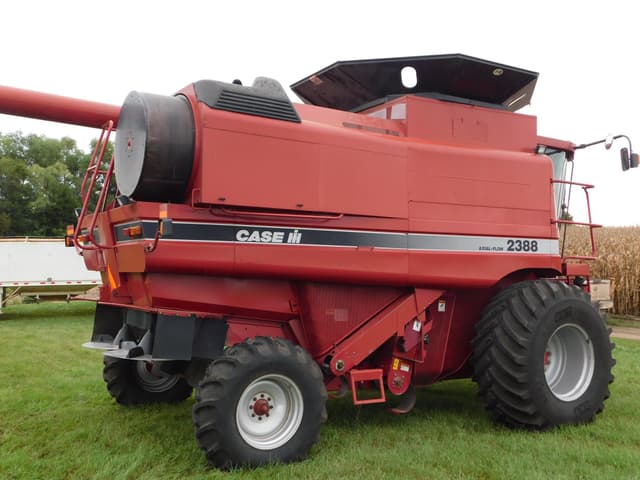 Image of Case IH 2388 equipment image 2