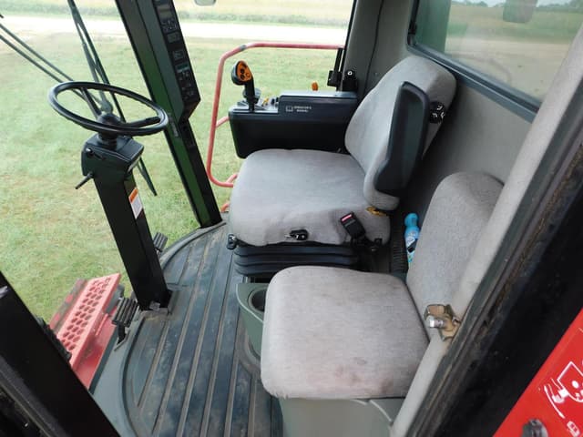 Image of Case IH 2388 equipment image 4