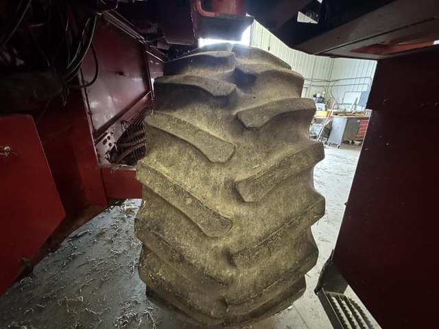 Image of Case IH 2388 equipment image 3
