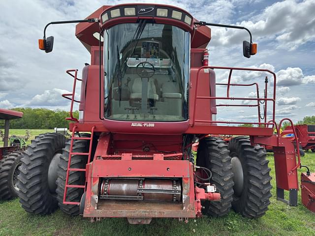 Image of Case IH 2388 equipment image 2