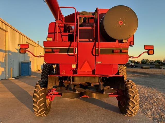 Image of Case IH 2388 equipment image 4