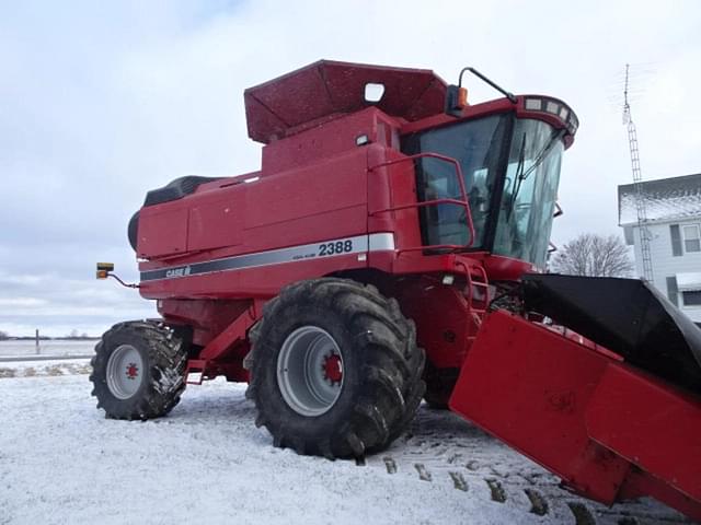 Image of Case IH 2388 equipment image 3