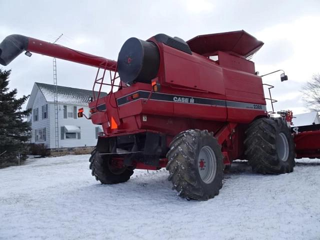 Image of Case IH 2388 equipment image 2