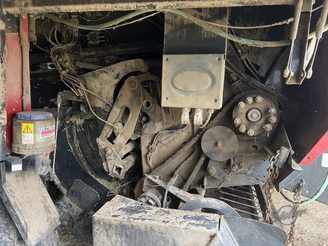 Image of Case IH LBX331 equipment image 4