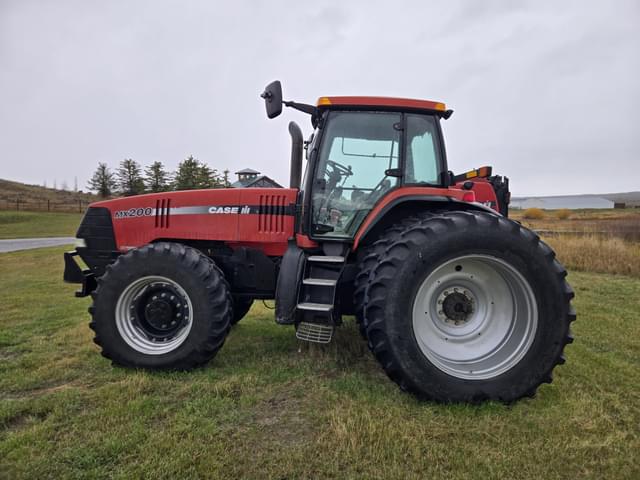 Image of Case IH MX200 equipment image 1