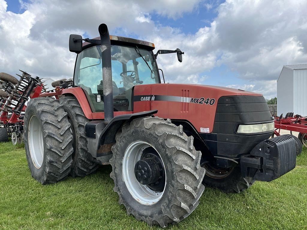 Image of Case IH MX240 Image 1