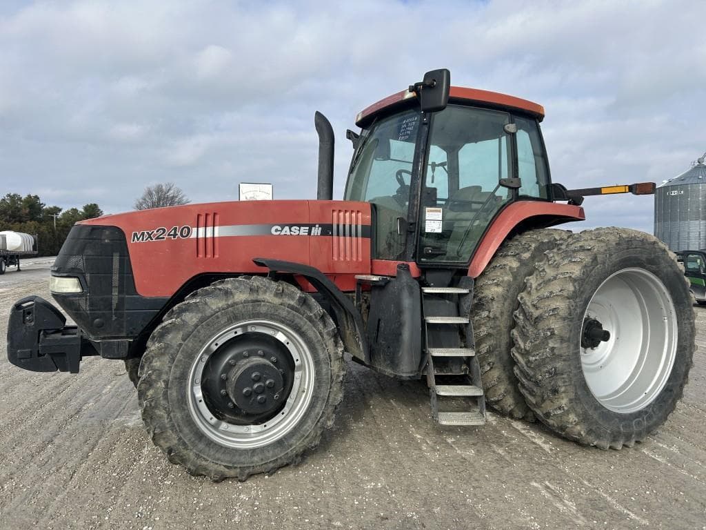 Image of Case IH MX240 Primary image