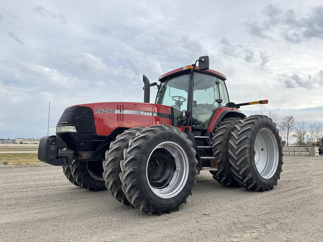 Image of Case IH MX240 Primary image