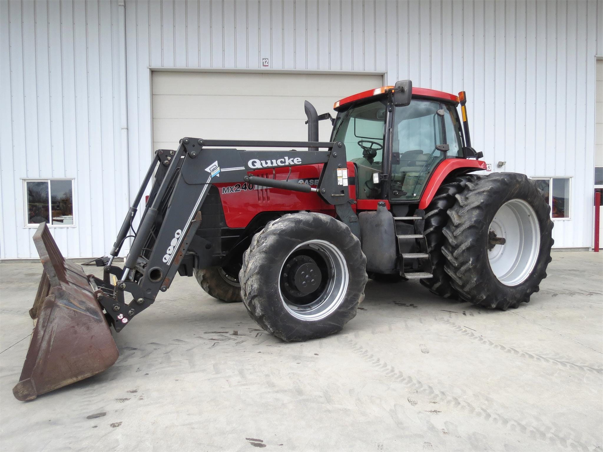 2002 Case IH MX240 Equipment Image0