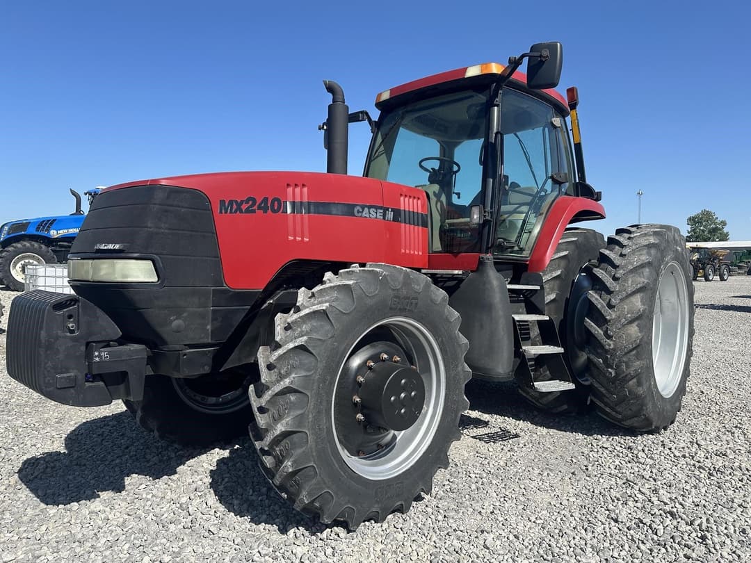 Image of Case IH MX240 Primary image