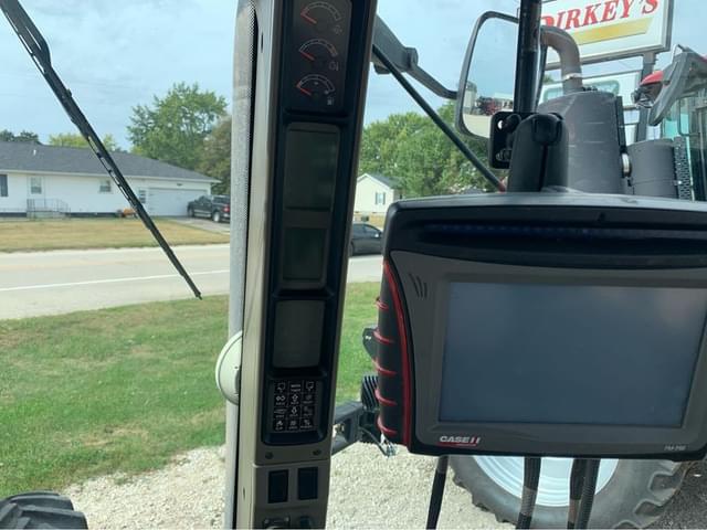 Image of Case IH MX255 equipment image 4