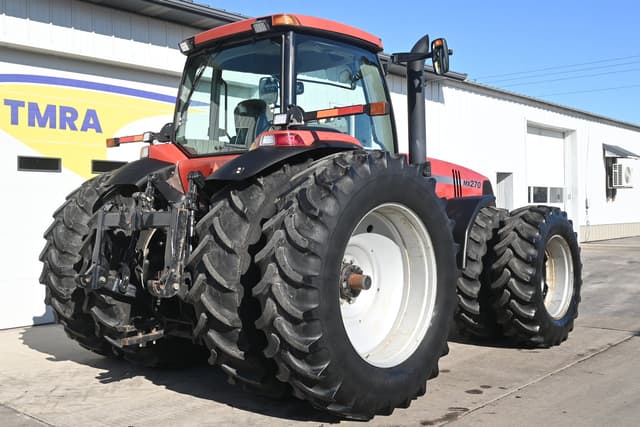 Image of Case IH MX270 equipment image 2